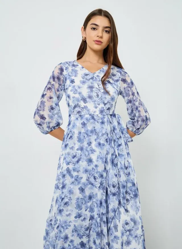 Purple Embroidery A-Line Midi Dress with 3/4th Sleeves