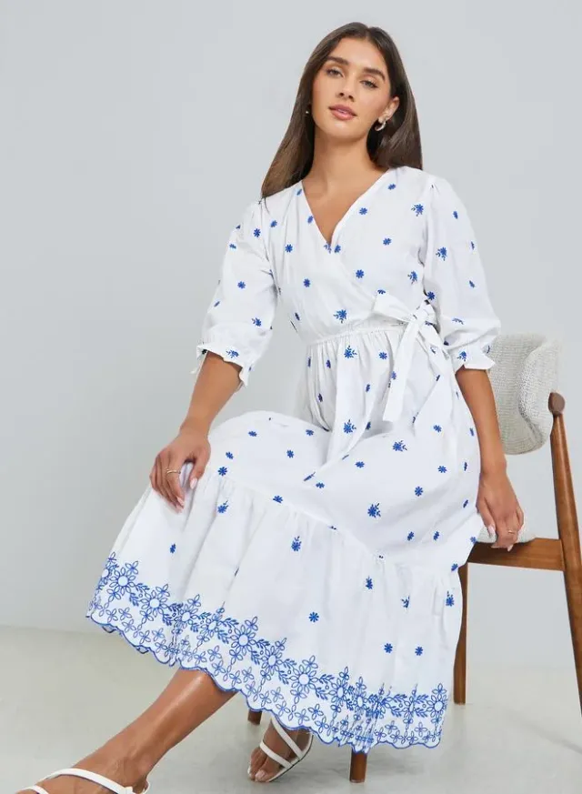 Purple Embroidery A-Line Midi Dress with 3/4th Sleeves