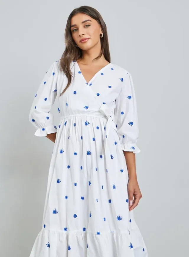 Purple Embroidery A-Line Midi Dress with 3/4th Sleeves – image 3