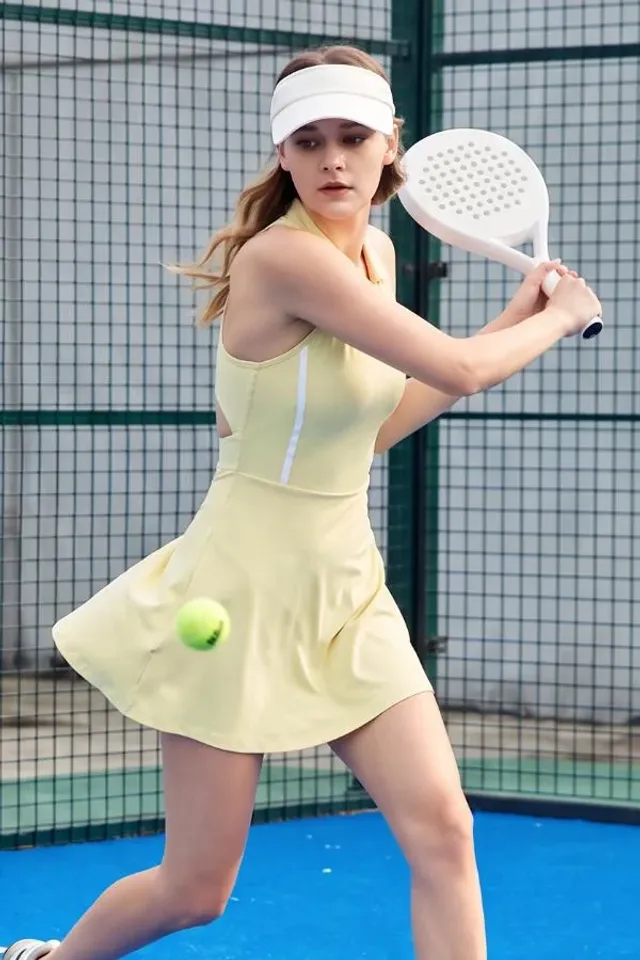 Eva Padel & Tennis Dress with Separate Shorts and Built-in Bra with Removable Pads – صورة 2