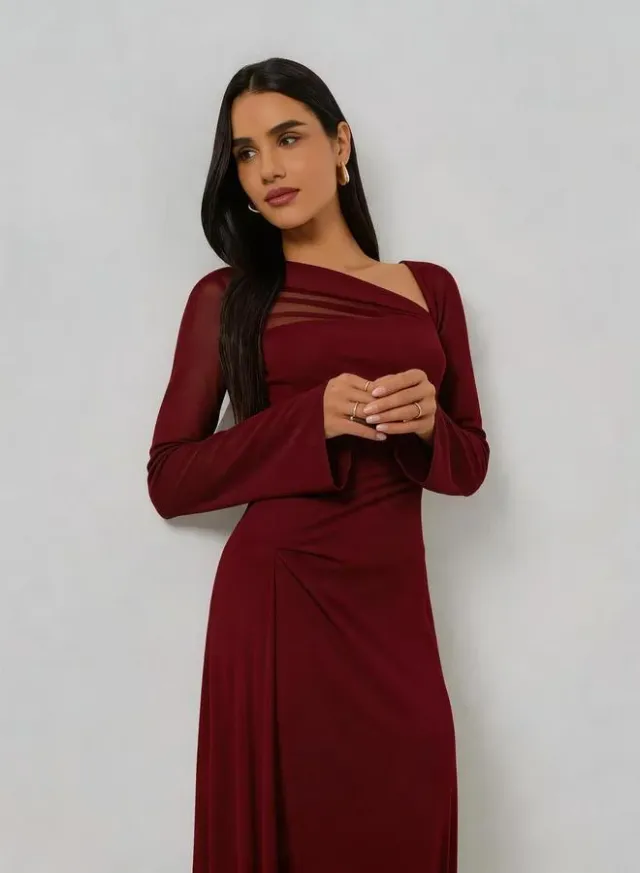 Burgundy Asymmetric Neck Long Sleeve Maxi Dress – image 3