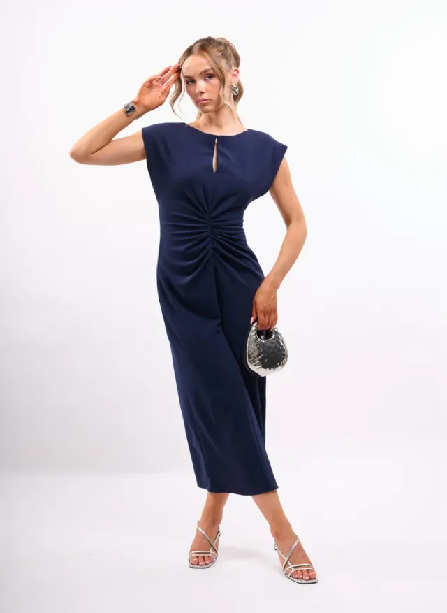 Berry Midi Dress with Ruched Front Keyhole – image 3