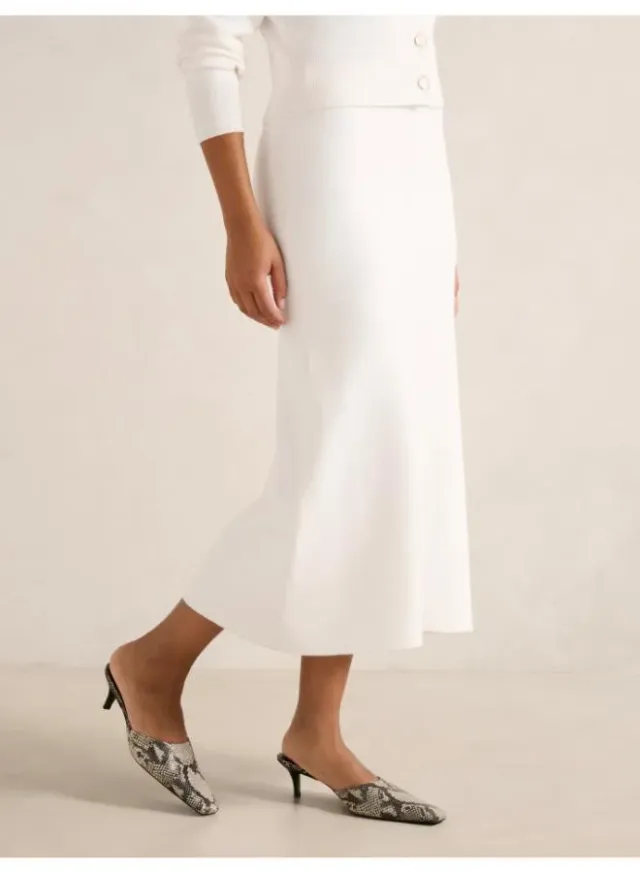 Ally Knitted Midi Skirt – image 3