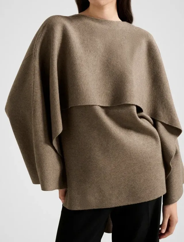 TABITHA Crew Neck Knitted Cape – صورة 4