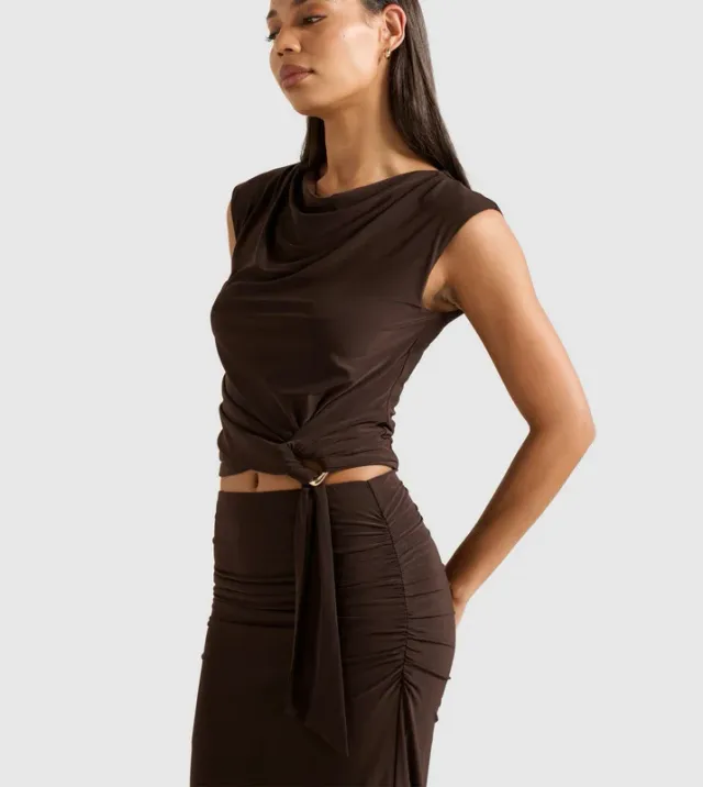 Jazelle Hardware Drape Detail Top – صورة 2