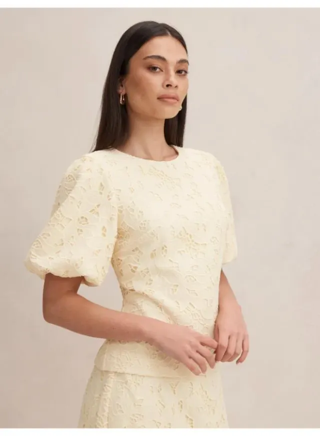 Elora Puff Sleeve Top – image 3