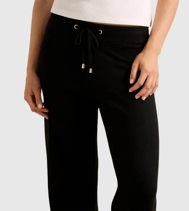 HAZEL Knitted Drawstring Waist Wide Leg Pants – صورة 4