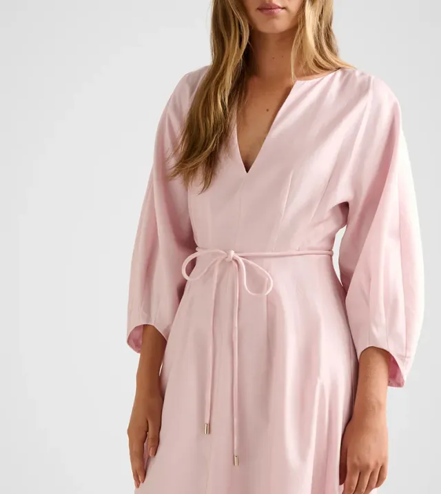 Scarlett Cocoon Sleeve Midi Dress – صورة 4