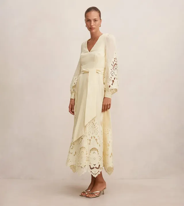 Ashlee Embroidered Long Sleeve Maxi – صورة 5