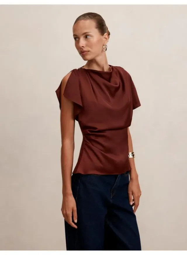Daya Drape Satin Top – image 3