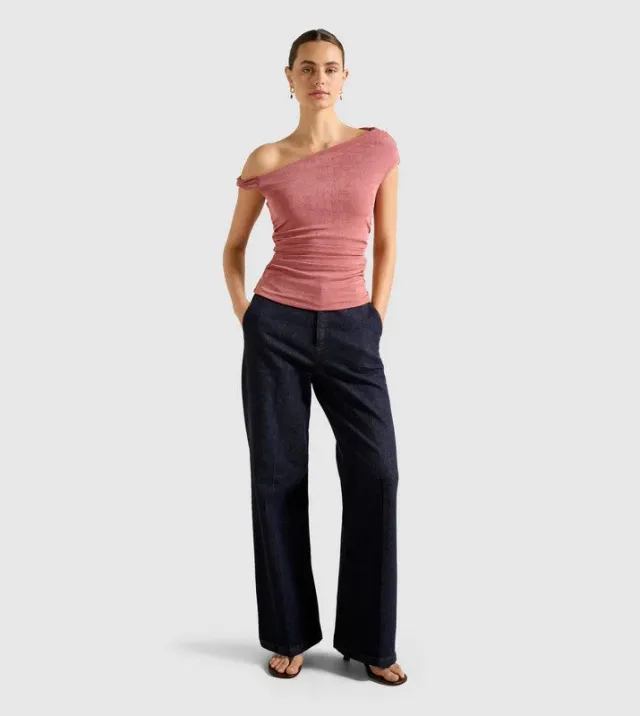 Mia Twist Shoulder Top – صورة 2