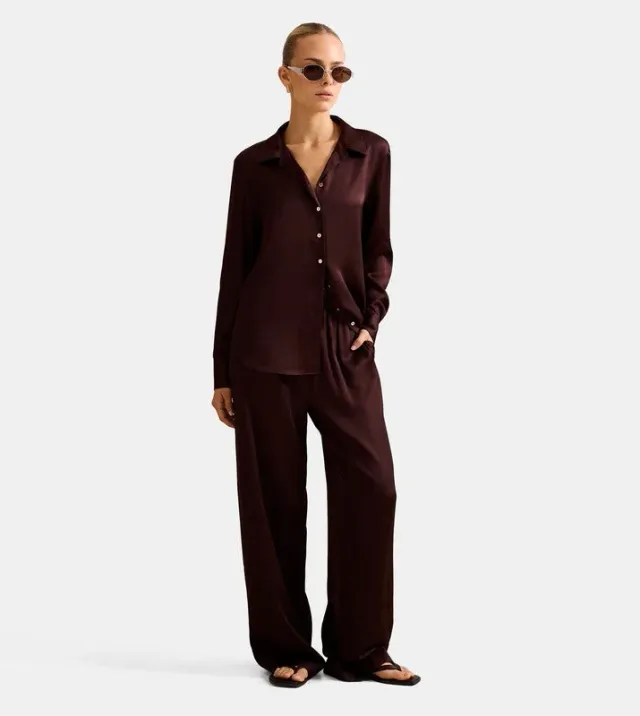 LYDIA Oversized Satin Shirt – صورة 2