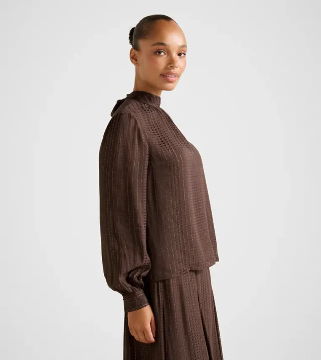 Preslee Neck Tie Blouse – صورة 2