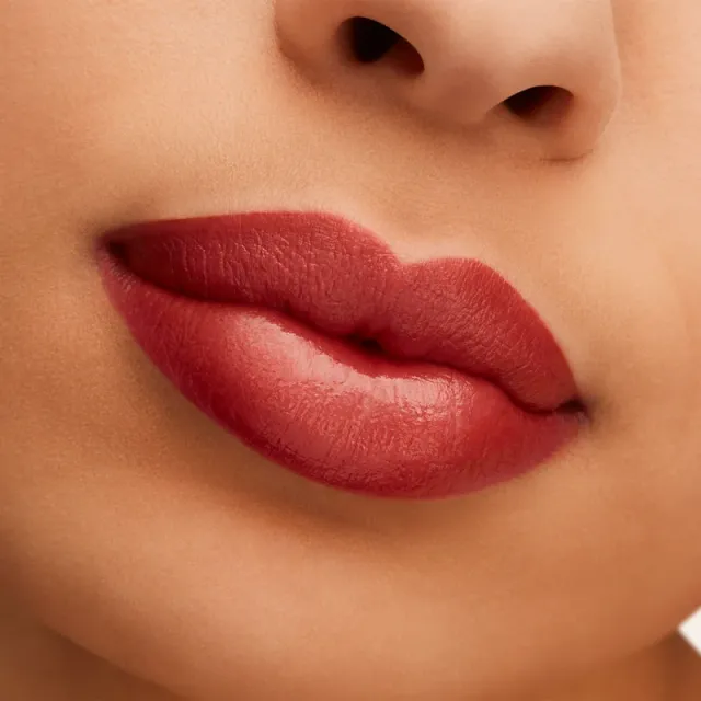 Lustreglass Sheer-Shine Lipstick - Housewife – image 4