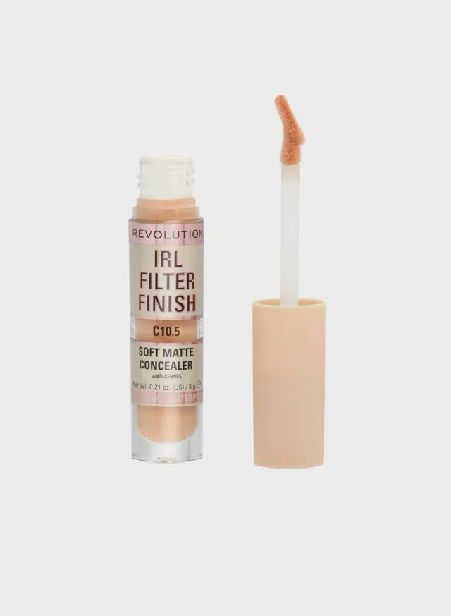 Revolution IRL Filter Finish Concealer - C10.5 – image 3