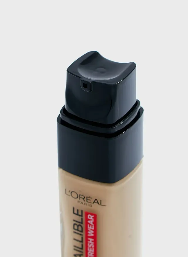 Infaillible 32Hr Liquid Foundation 125 Warm dore – image 3