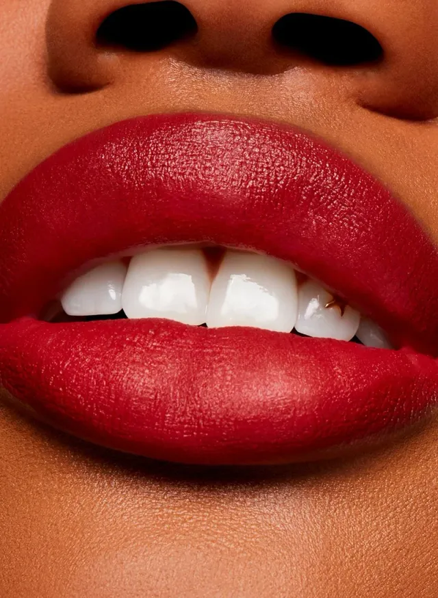 Powder Kiss Velvet Blur Slim Stick - Dubonnet Buzz – image 5