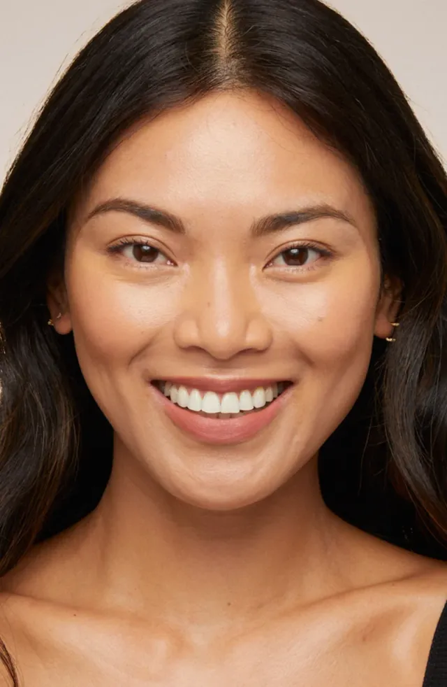 Double Wear Sheer Long-Wear Foundation SPF 20 – image 3