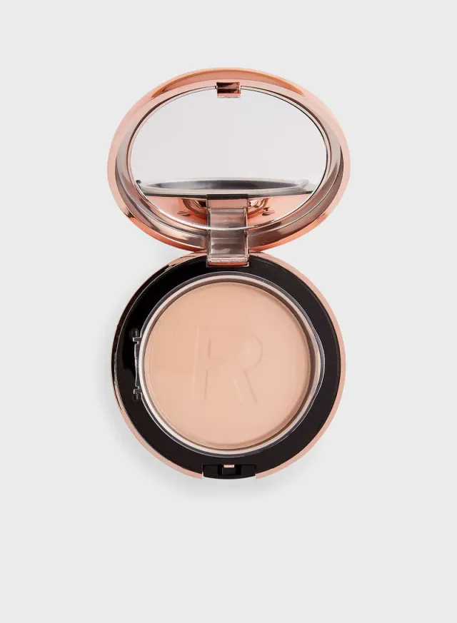 Revolution Conceal & Define Powder Foundation P8
