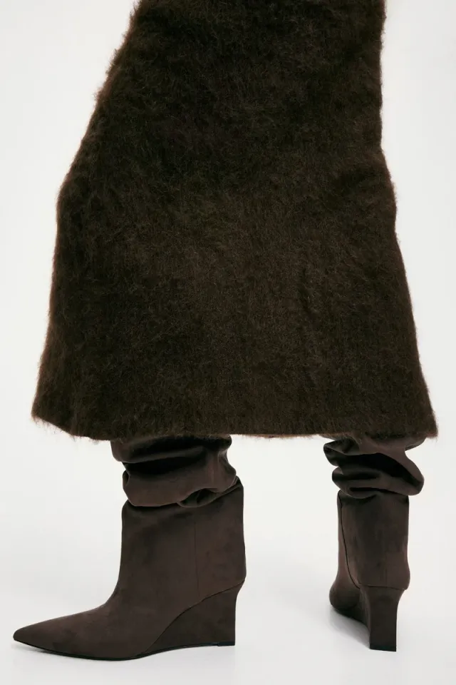Wedge-heeled over-the-knee boots – image 2