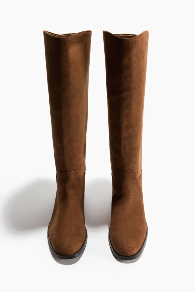 Strap-detail boots – image 3