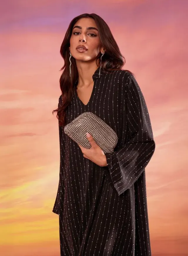 Women Crystal Embellished Jalabiya with Stand Collar – image 2