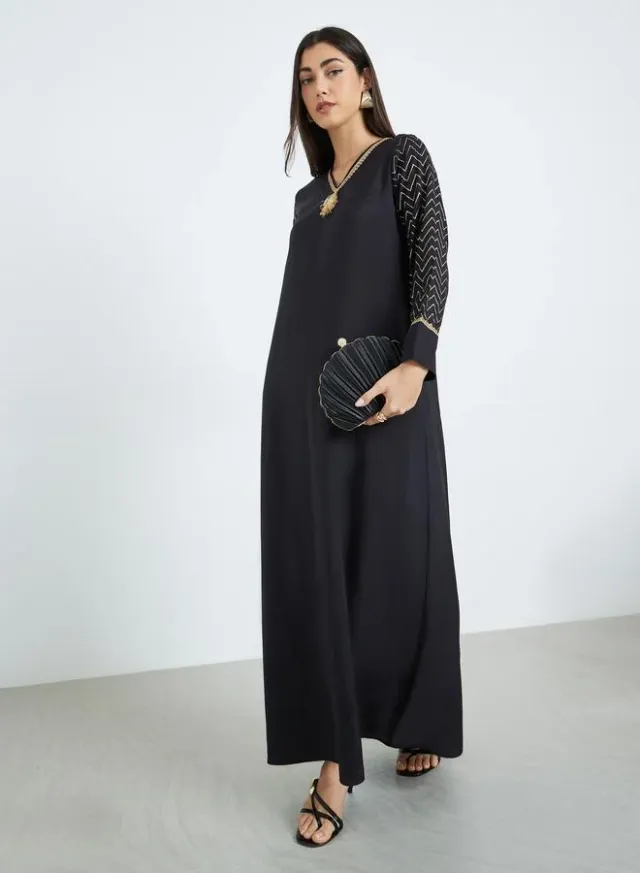Black Foil Print V-Neck A-Line Jalabiya – image 3