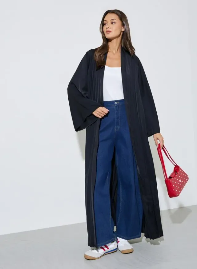 Black Solid Pleated Open Front Abaya