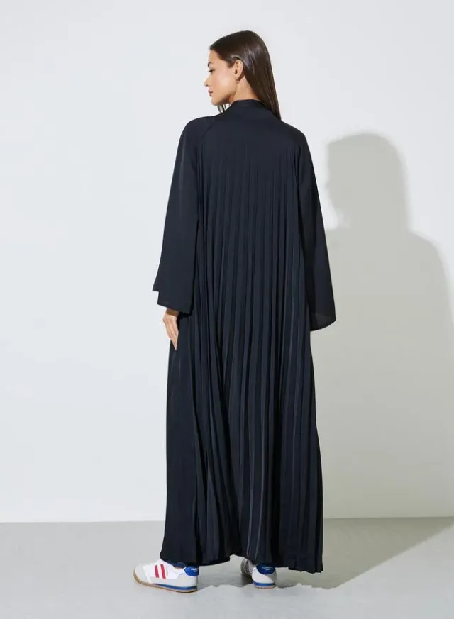 Black Solid Pleated Open Front Abaya – image 3