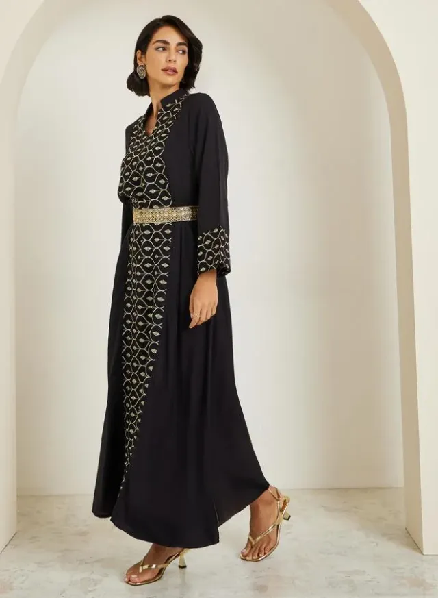 Women Black Embroidered Front Panel Belted Jalabiya – image 4