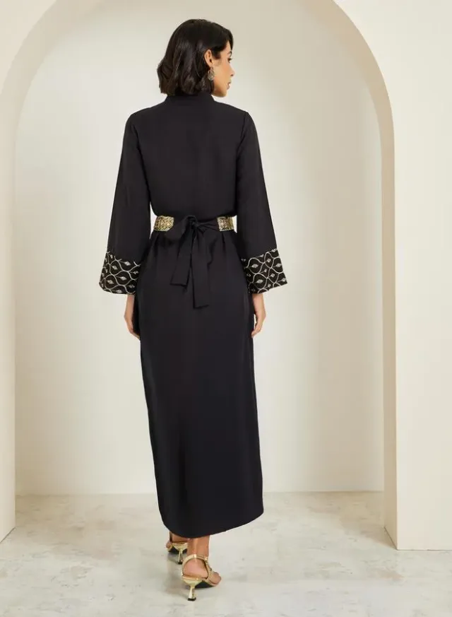 Women Black Embroidered Front Panel Belted Jalabiya – image 5