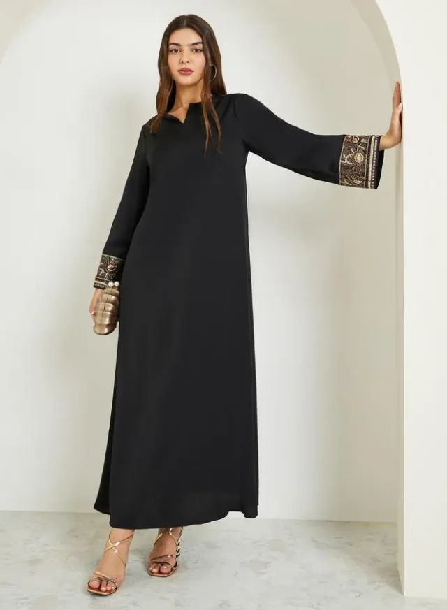 Black Notch Neck Jalabiya with Embroidered Cuffs