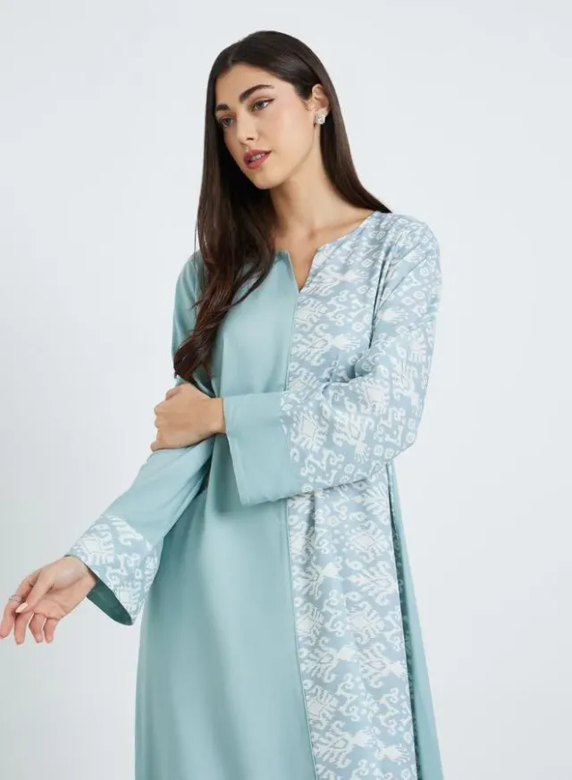 Black Notch Neck Jalabiya with Embroidered Cuffs – image 2