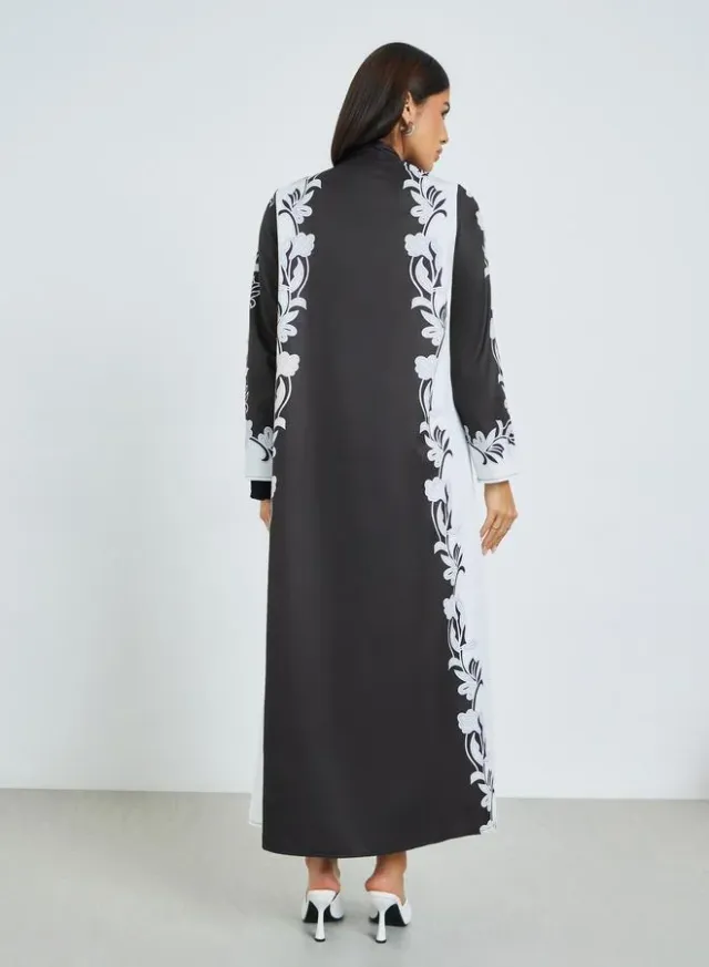Black Front Open Floral Print Abaya – image 4