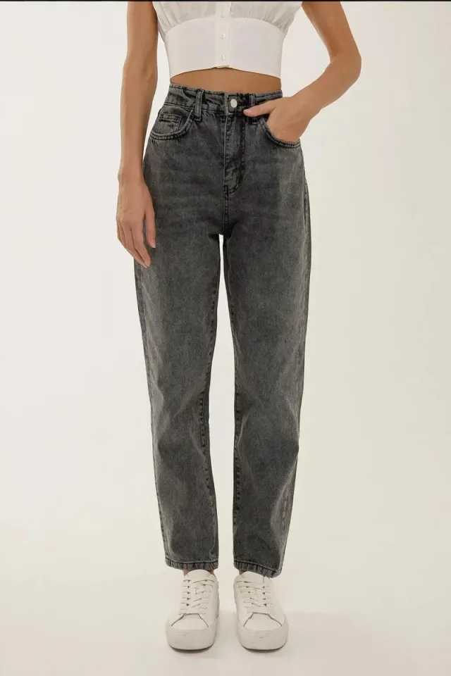 High Waist Mom Jeans – image 2