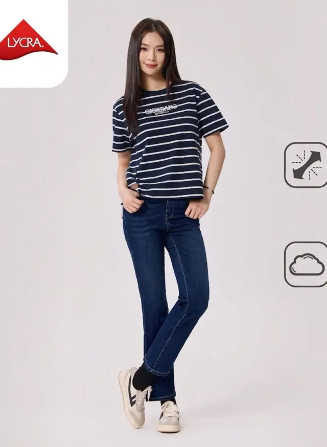 Women's Ultra-Stretch Flare Jeans – image 2