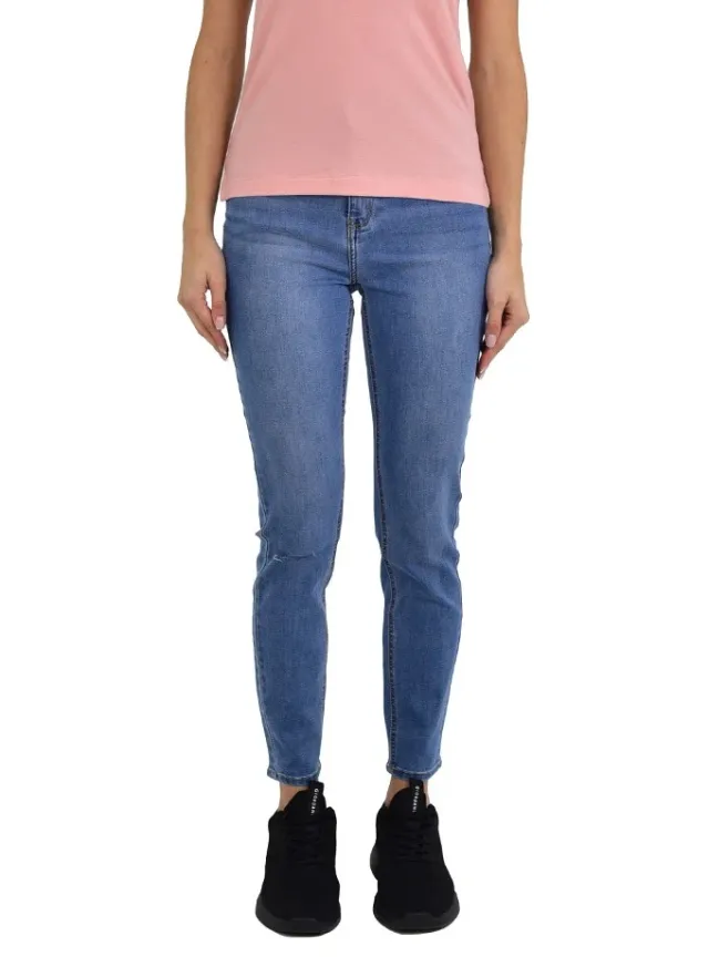Women Slim Tapered Jeans