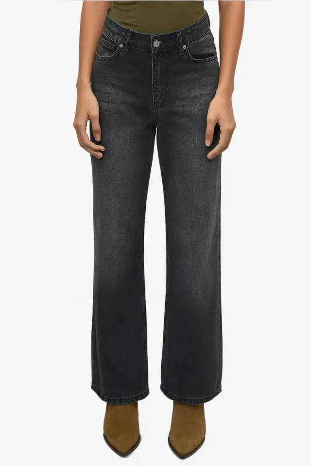 Straight Leg Denim Jeans
