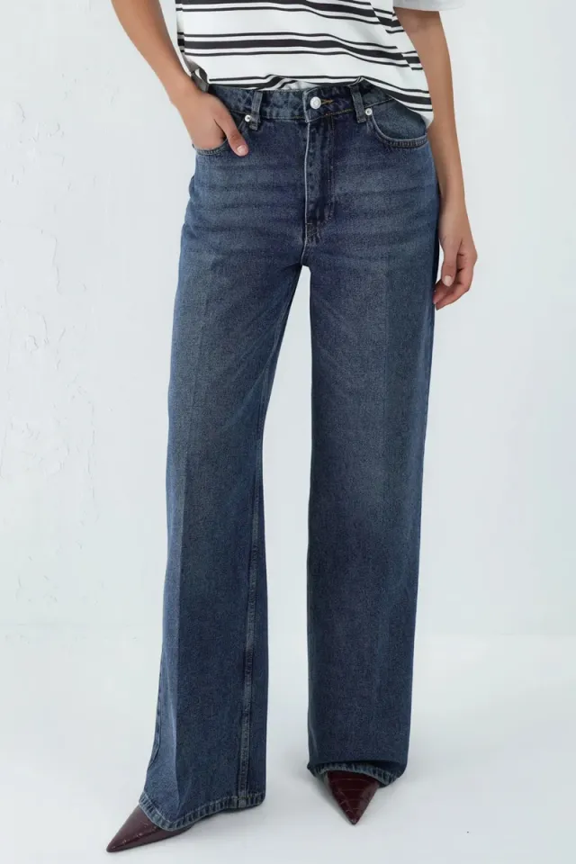 Wide Leg Raw Denim Jeans