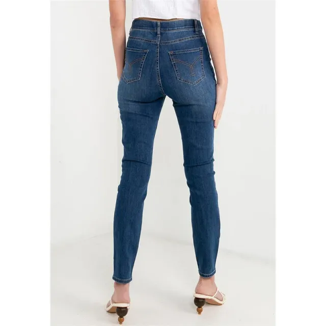 Women Slim Tapered Jeans – image 3