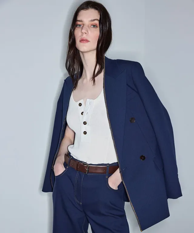 Contrast Stitch Double-Breasted Blazer – صورة 2