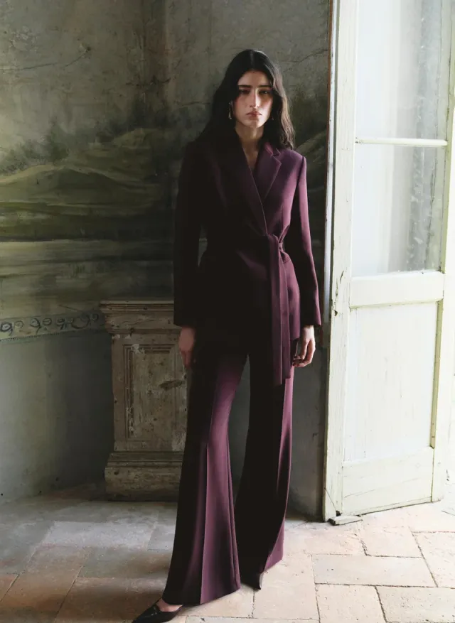 Double-Breasted Belted Suit Blazer – صورة 4