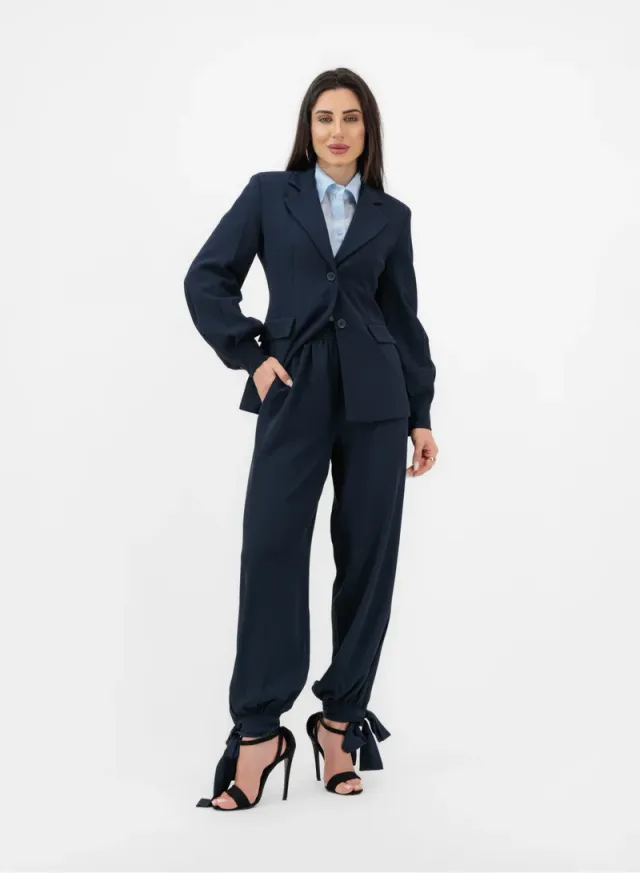 NAVY CHIC BLAZER