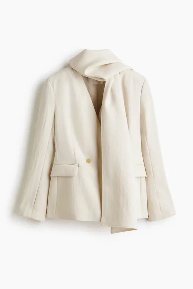 Lapelless blazer with scarf – image 7