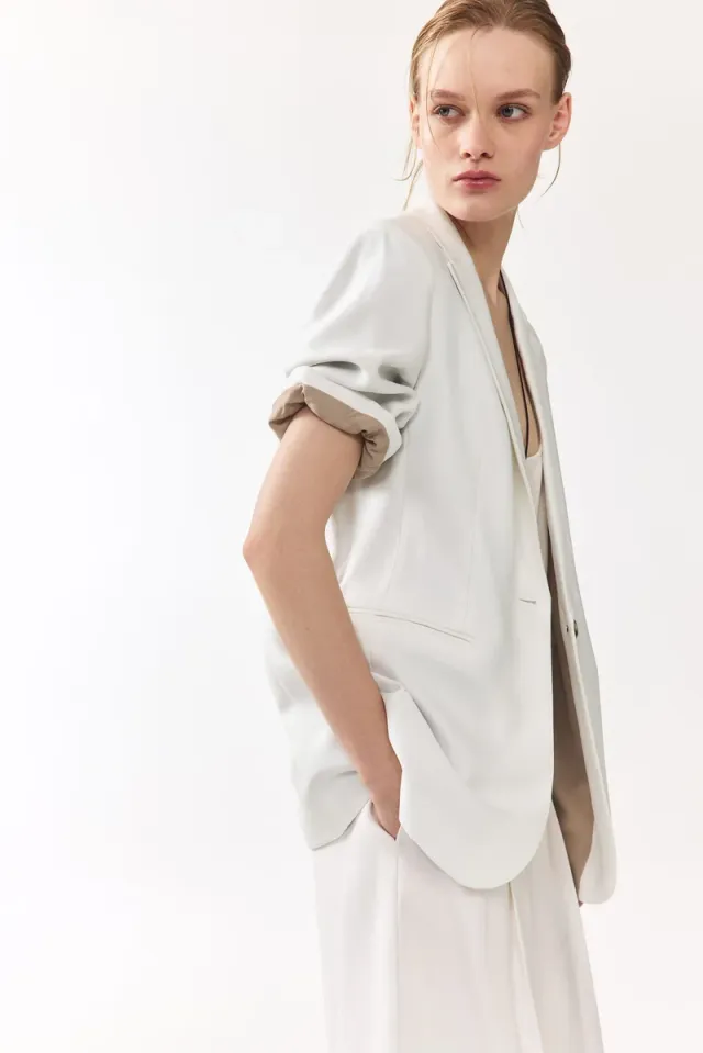 Short-sleeved blazer – image 4