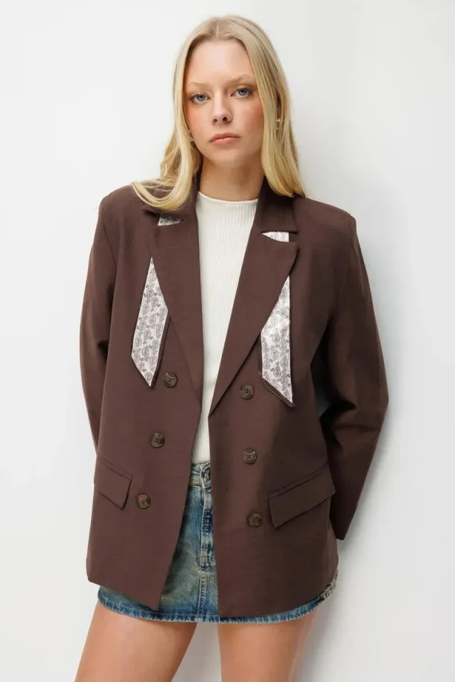 MIXRAY Long Sleeve Button Closure Patch Blazer