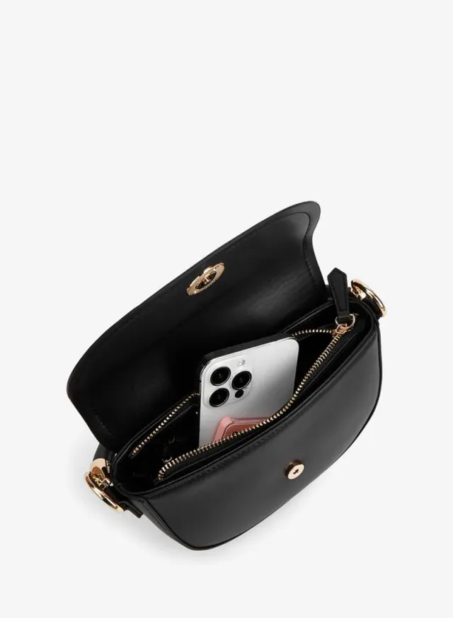 Textured Crossbody Bag With Button Closure – صورة 6