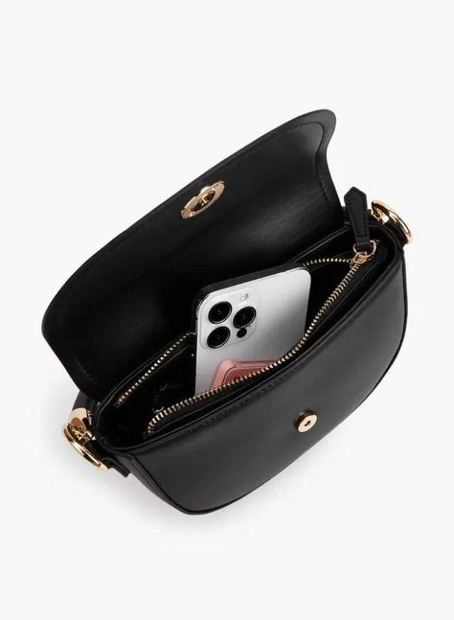 Textured Crossbody Bag With Button Closure – صورة 7