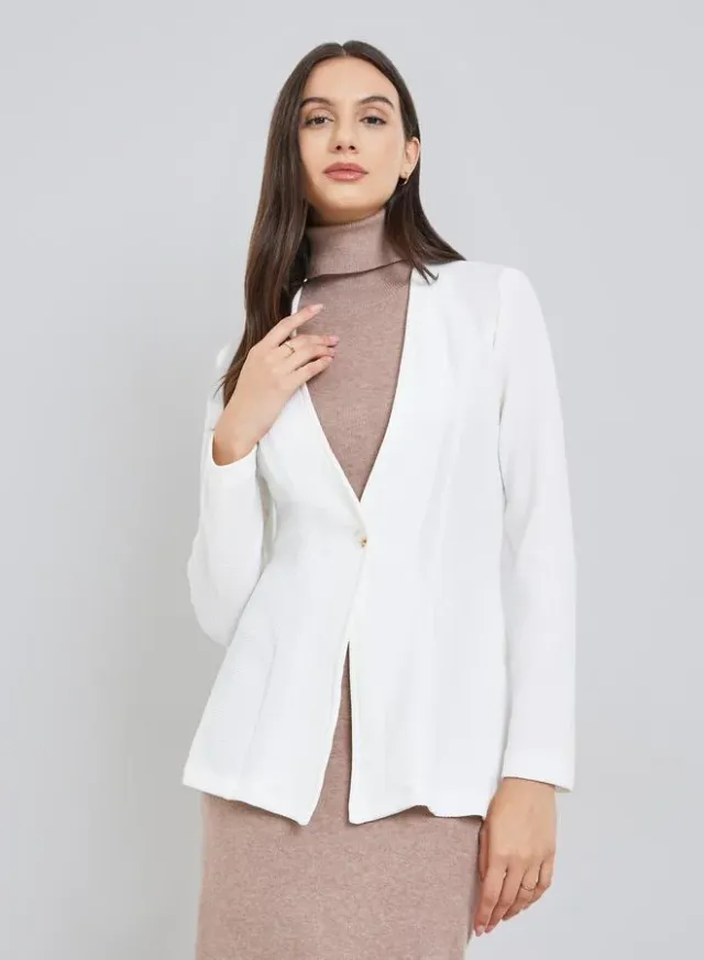 Solid Fitted Long Sleeve Blazer – image 3