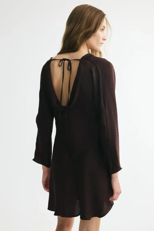 Flared-skirt cowl-neck dress – image 2